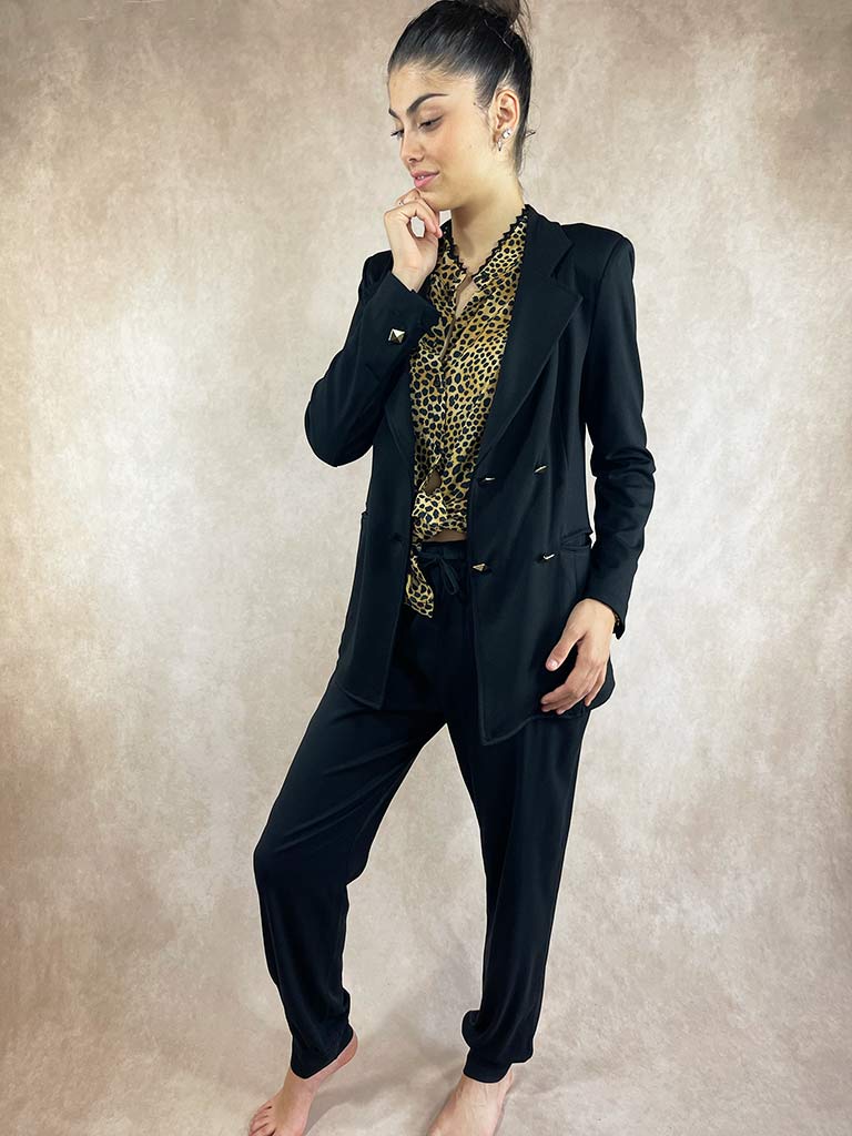 Come Vestirsi Per Una Cerimonia Giacca Doppiopetto Nera Outfit