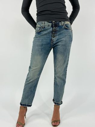 Jeans boy con bottoni