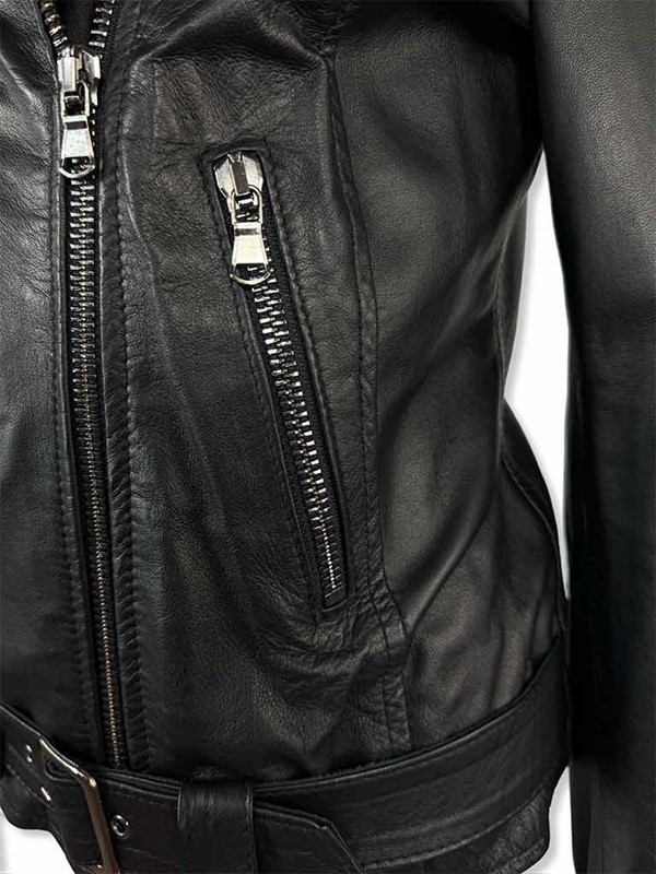 chiodo-pelle-con-cintura-biker