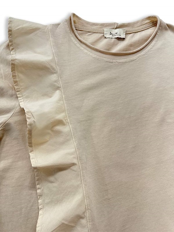t-shirt-con-frappa-manica-lunga-nude