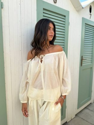 Blusa a barchetta con elastico