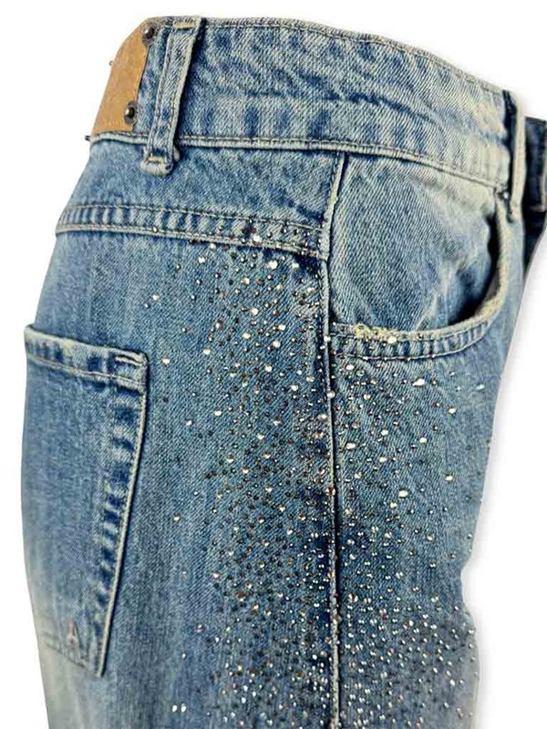 jeans-egg-fit-con-strass-lavaggio-medio