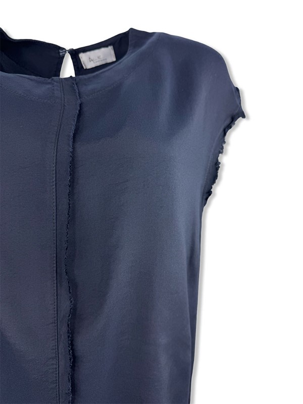 smanicata-sfrangiata-in-viscosa-blu