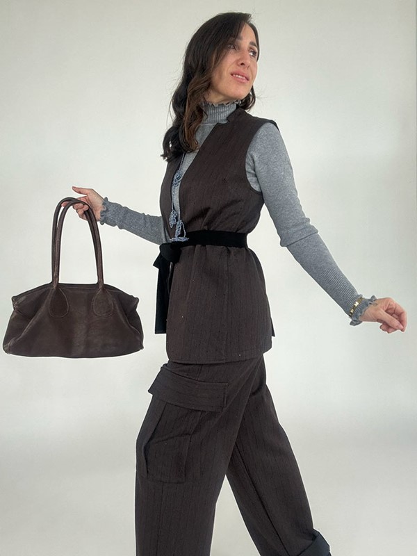 gilet-lungo-con-cintura-marrone