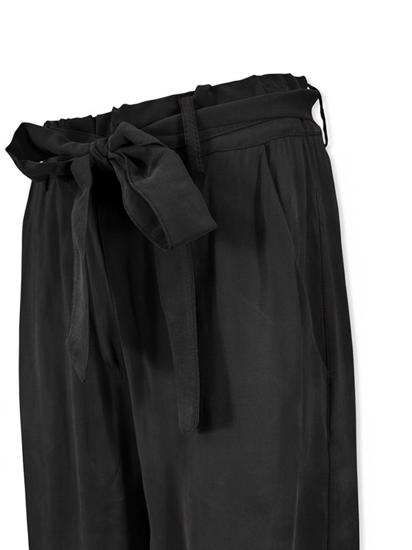 Pantalone elegante in modal - immagine 6