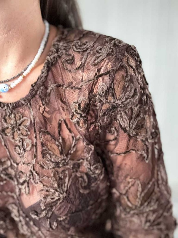 Blusa in pizzo ricamo ciniglia - immagine 5