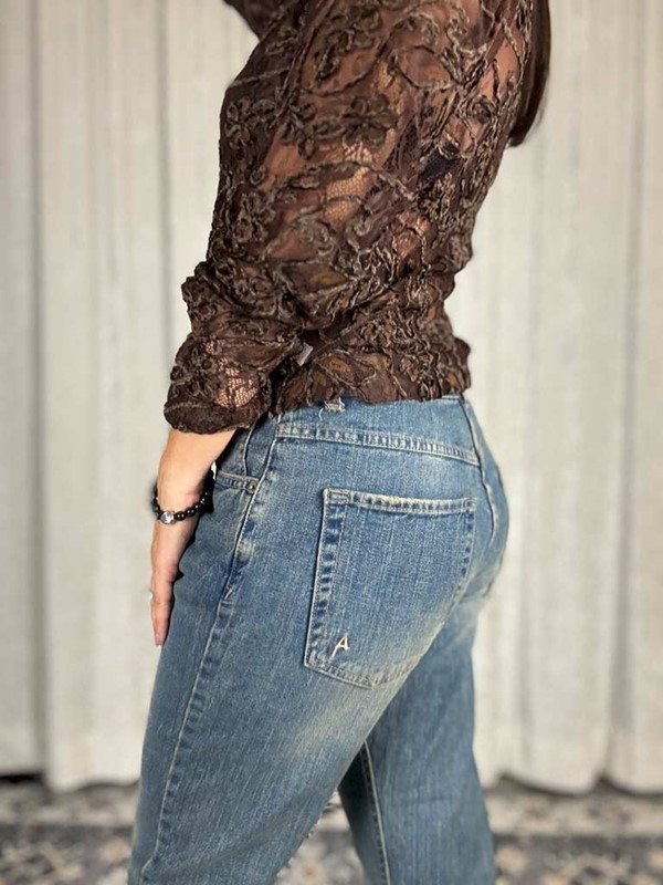 Jeans boyfriend sabbiato - immagine 3